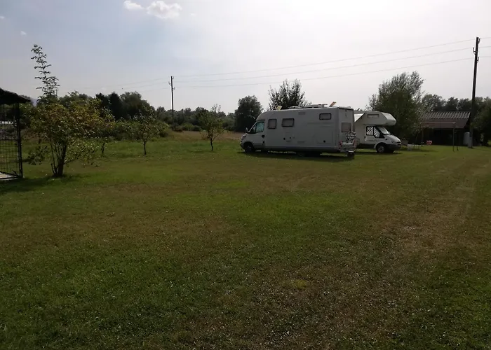 Seasons - Hostel Lublaň