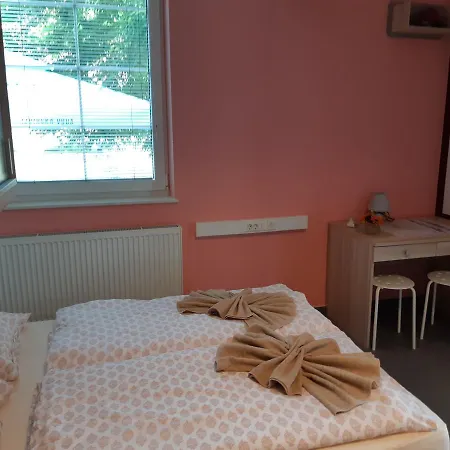 Seasons - * Ljubljana